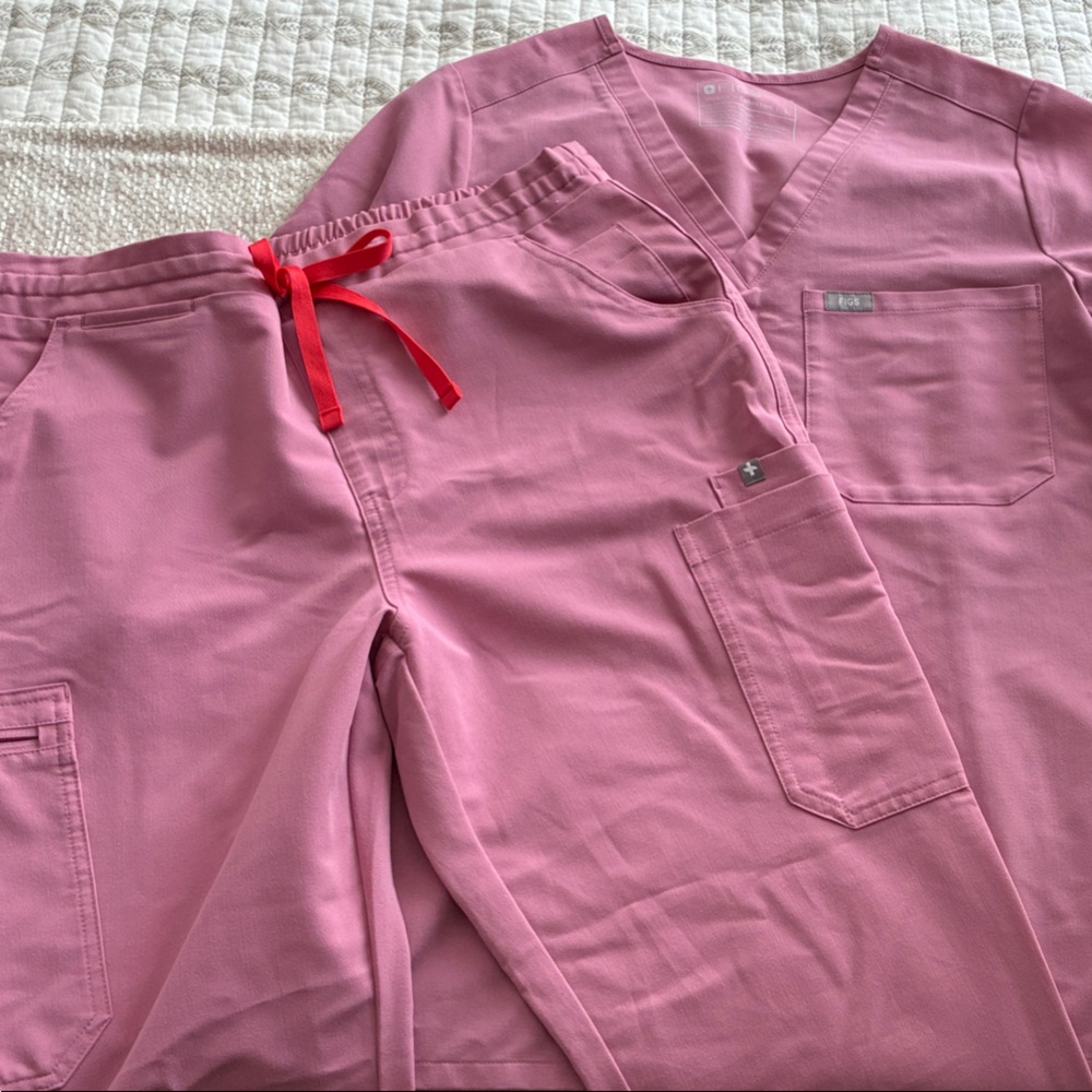 Figs Pink Technical Scrub set